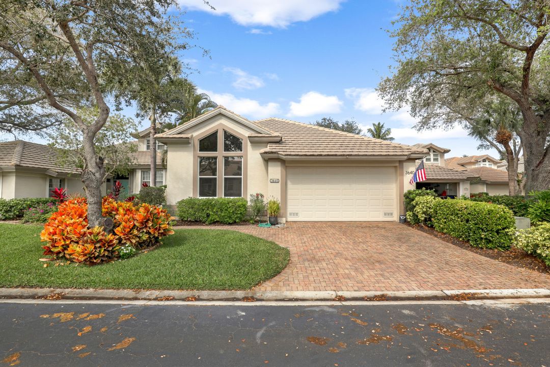 3640 Sawgrass Ct, Bonita Springs, FL 34134