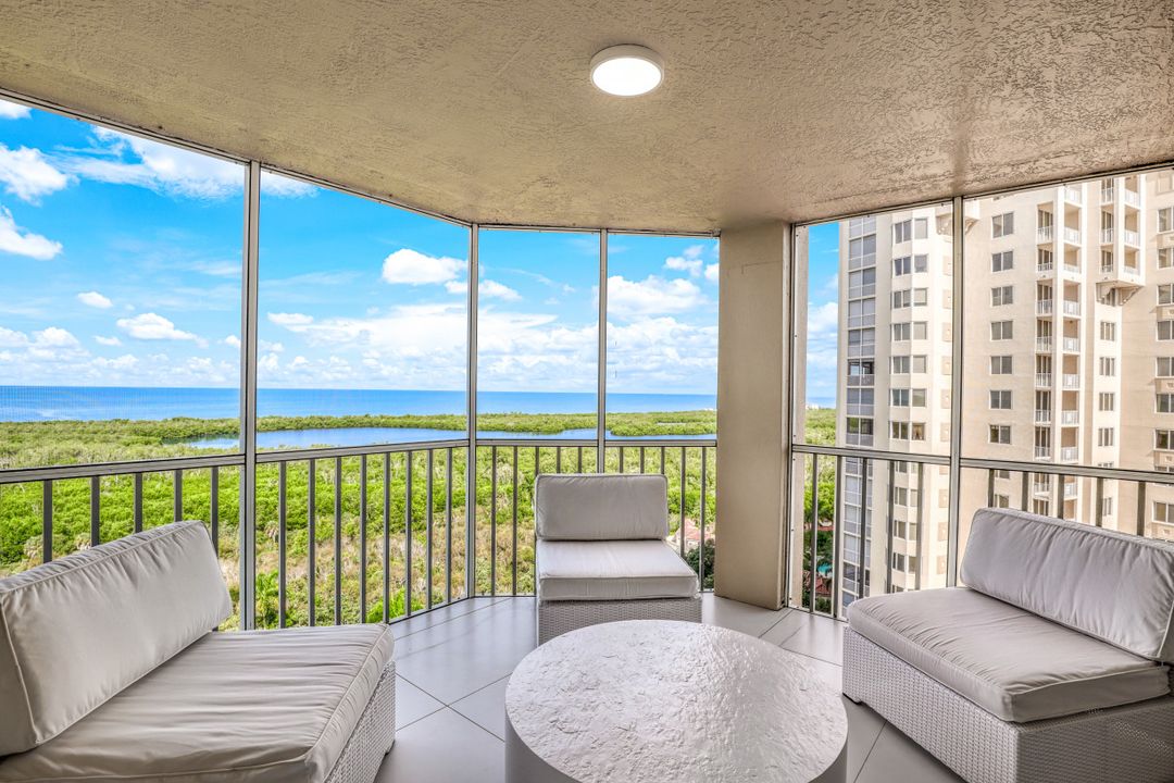 6585 Nicholas Blvd #1505, Naples, FL 34108