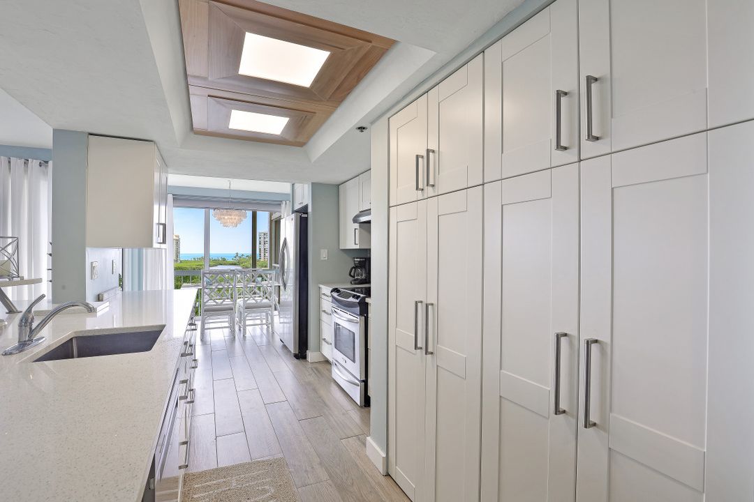 5501 Heron Point Dr #501, Naples, FL 34108