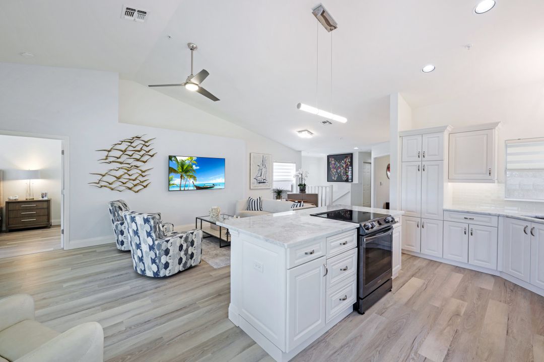 24820 Lakemont Cove Ln #201, Bonita Springs, FL 34134