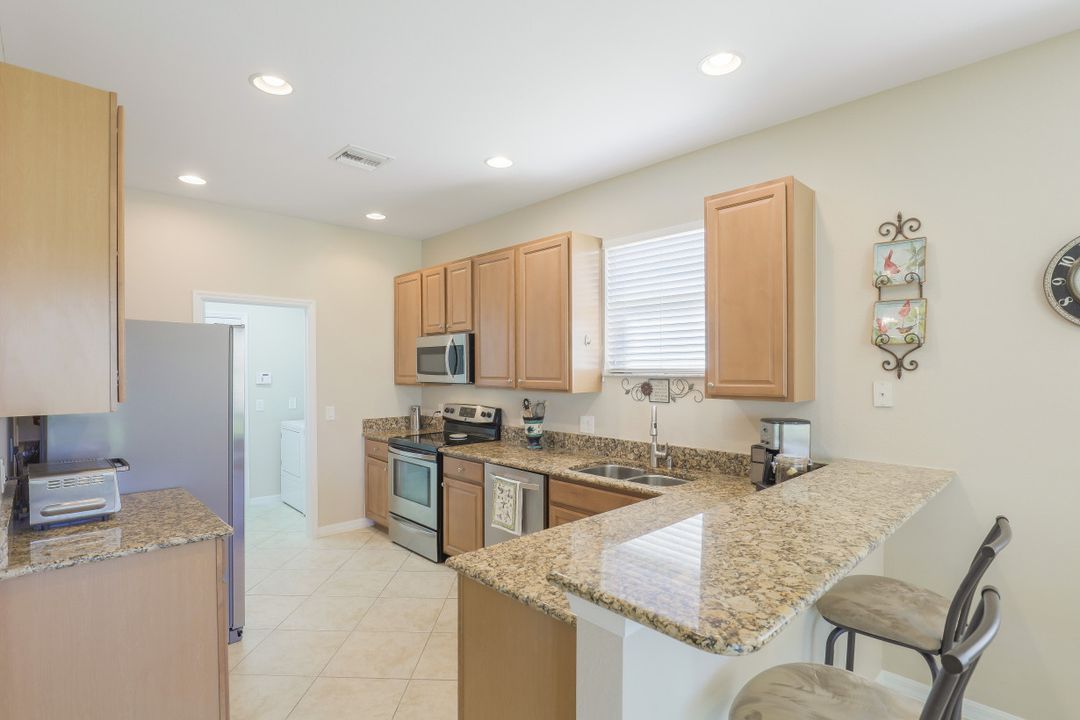 14281 Manchester Dr, Naples, FL 34114