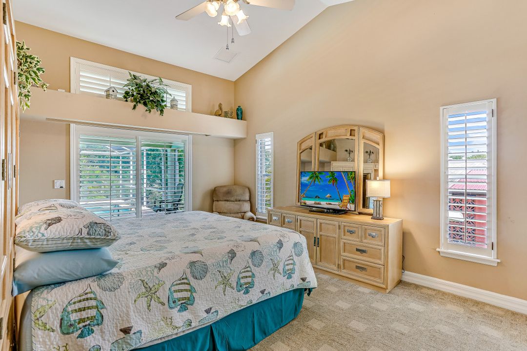 27313 Buccaneer Dr, Bonita Springs, FL 34135