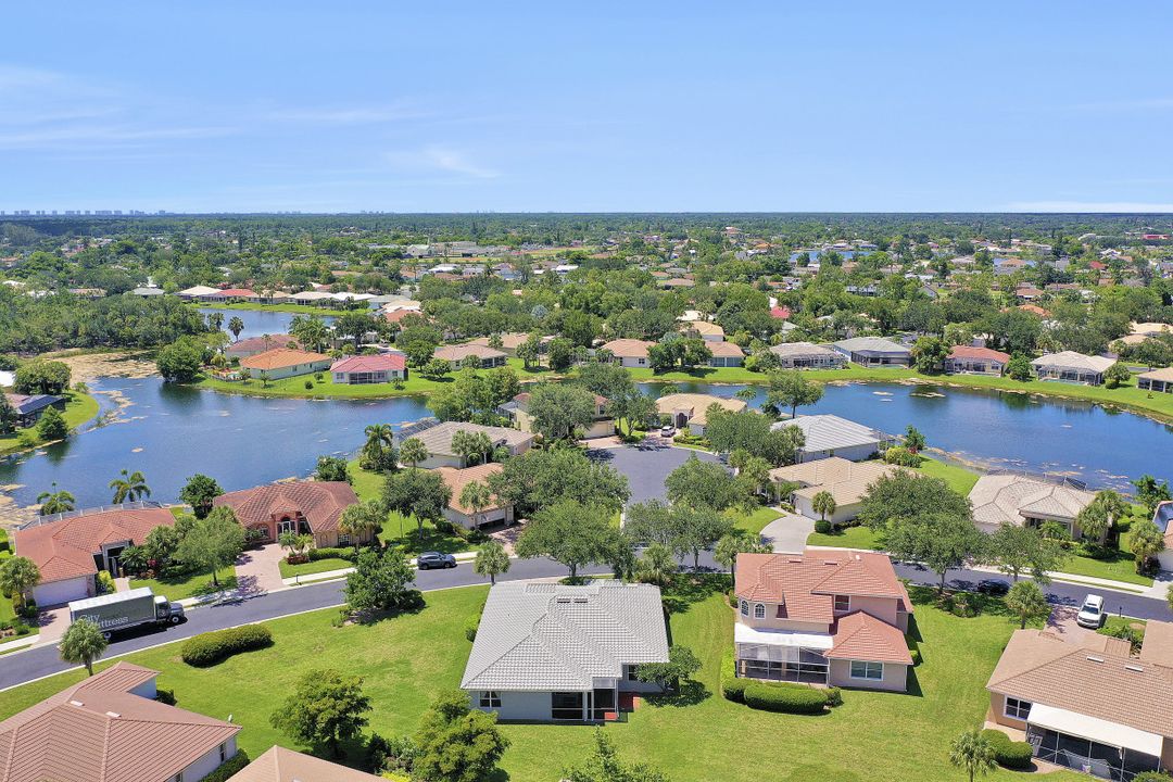 3967 Ruxton Rd, Naples, FL 34116