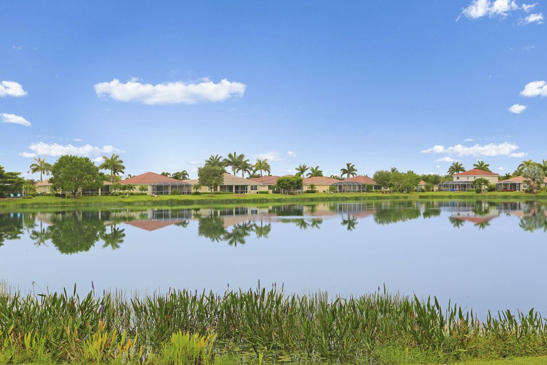 2548 Ashbury Cir, Cape Coral, FL 33991
