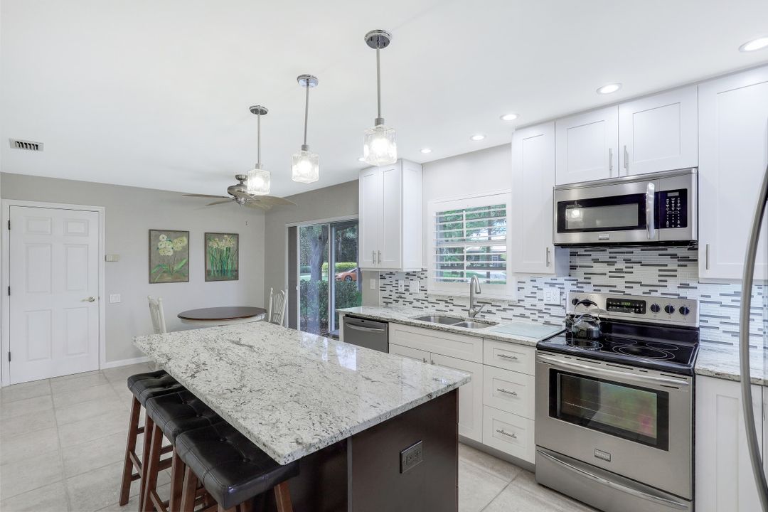 13381 Southampton Dr, Bonita Springs, FL 34135