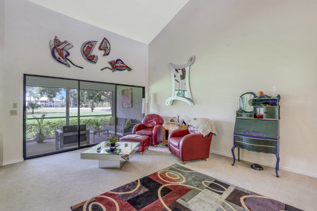 574 Augusta Blvd, Naples, FL 34113