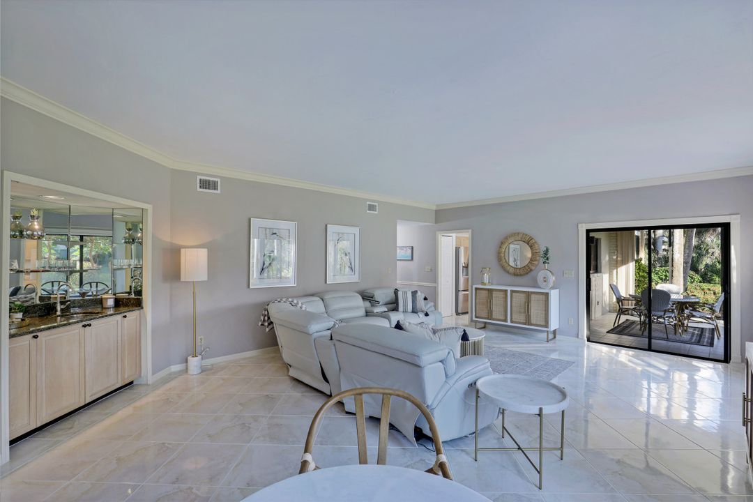 6760 Pelican Bay Blvd #312, Naples, FL 34108