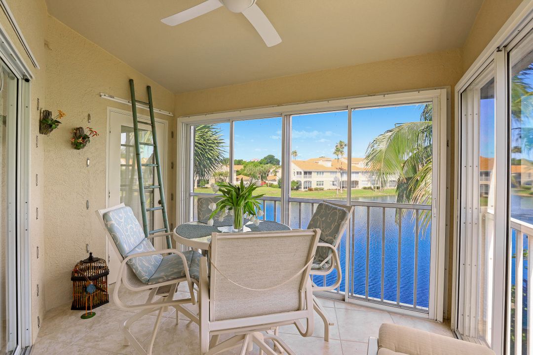 8345 Excalibur Cir #M-12, Naples, FL 34108