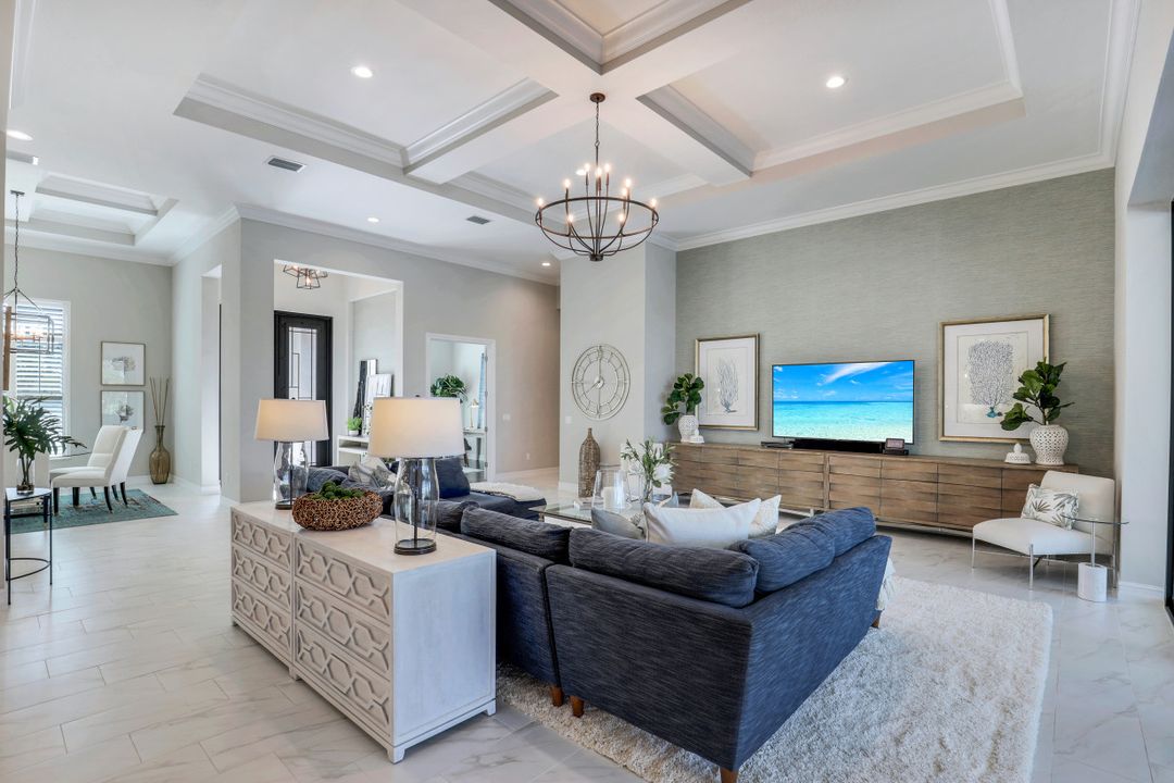 9011 Arrezo Ct, Naples, FL 34119