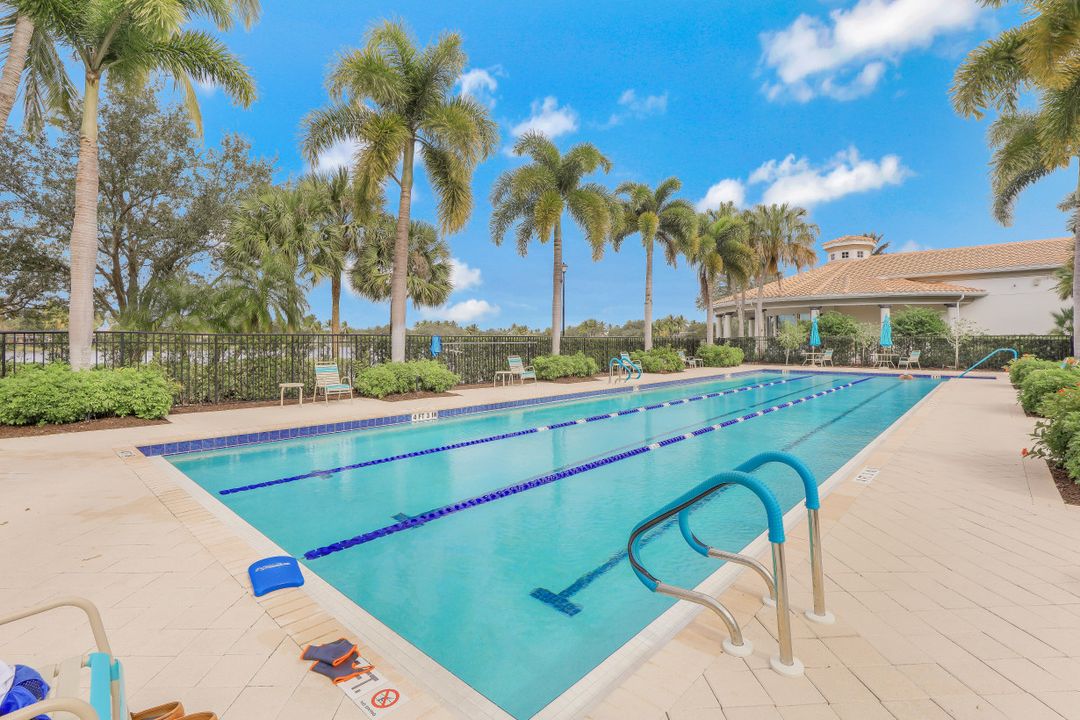 5104 Inagua Way, Naples, FL 34119