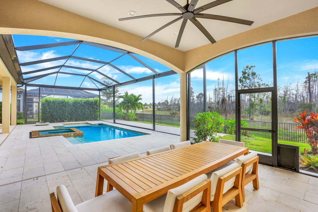 9086 Sorreno Ct, Naples, FL 34119