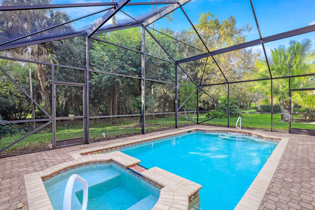 1337 Triandra Ln, Naples, FL 34119