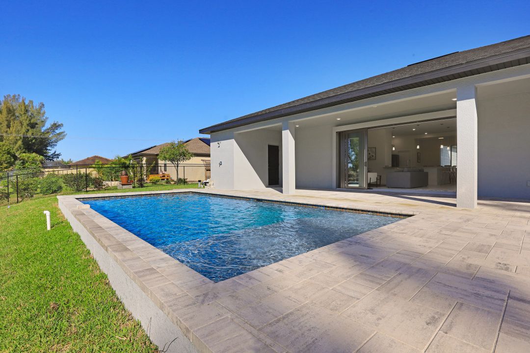 1524 SW 28th St, Cape Coral, FL 33914