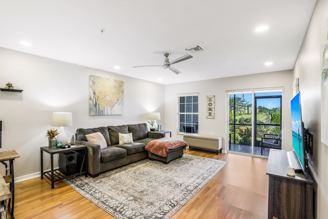 9063 Gervais Cir #1207, Naples, FL 34120
