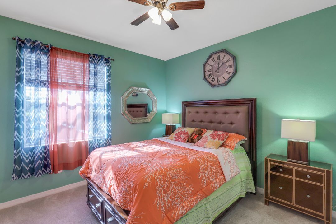 14832 Canton Ct, Naples, FL 34114