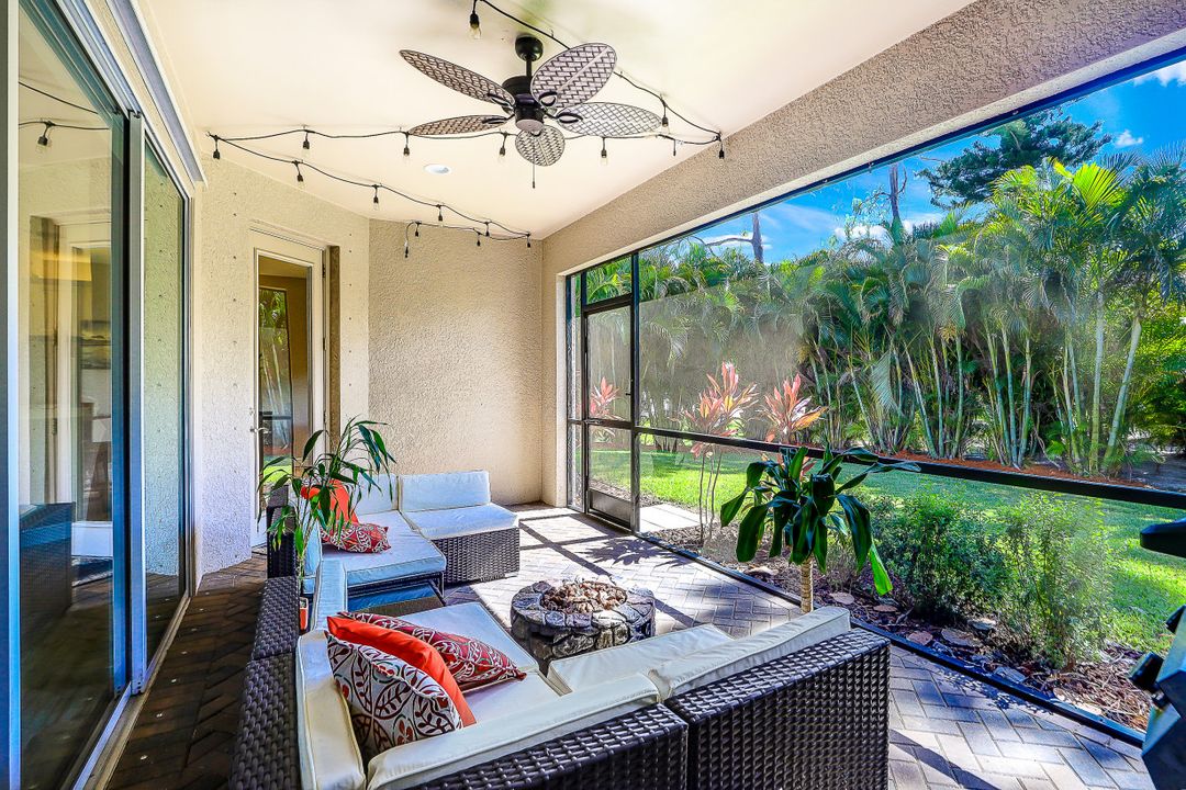 25180 Divot Dr, Bonita Springs, FL 34135