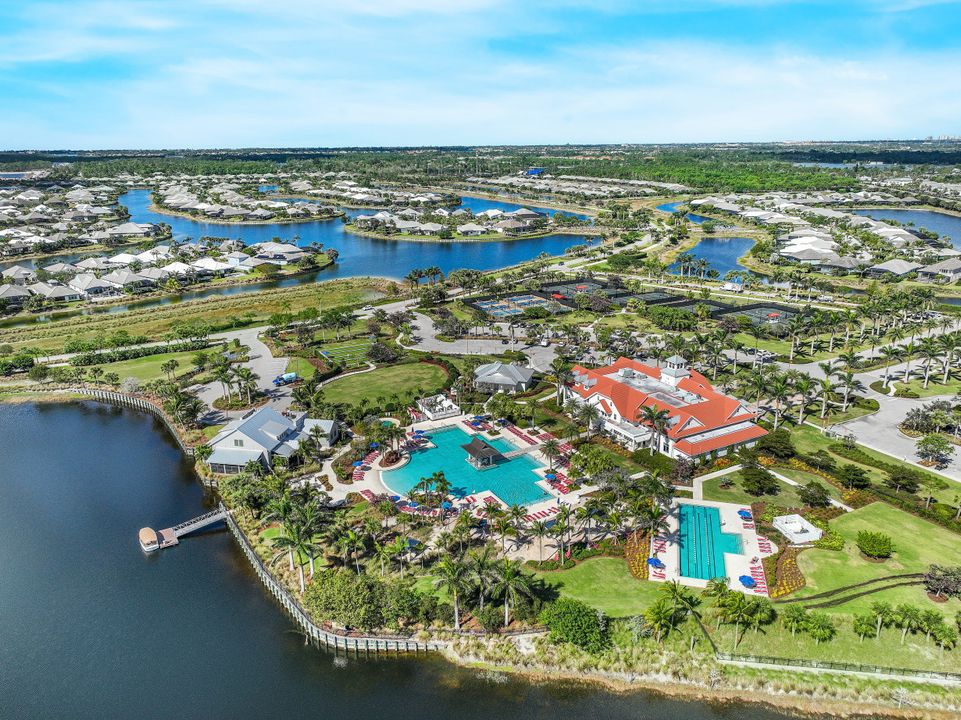 5570 Tobago Blvd, Naples, FL 34113