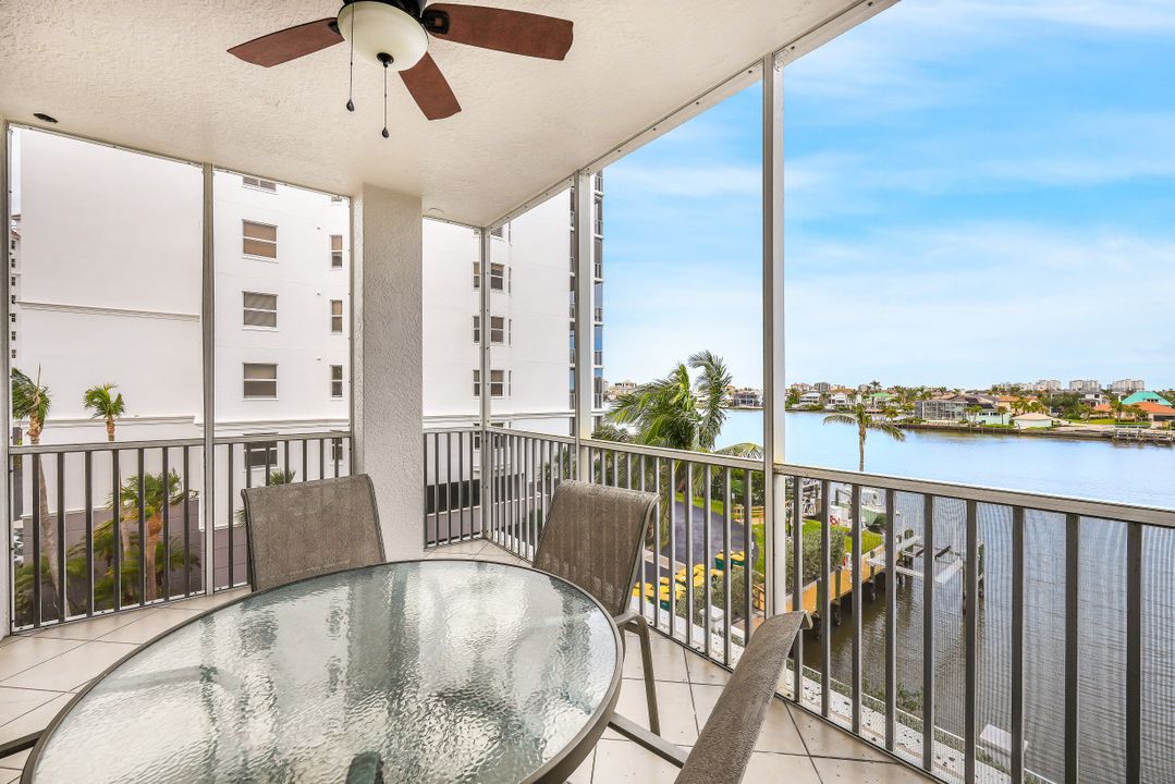 450 Launch Cir #401, Naples, FL 34108