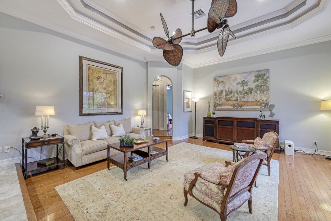 14690 Beaufort Cir, Naples, FL 34119