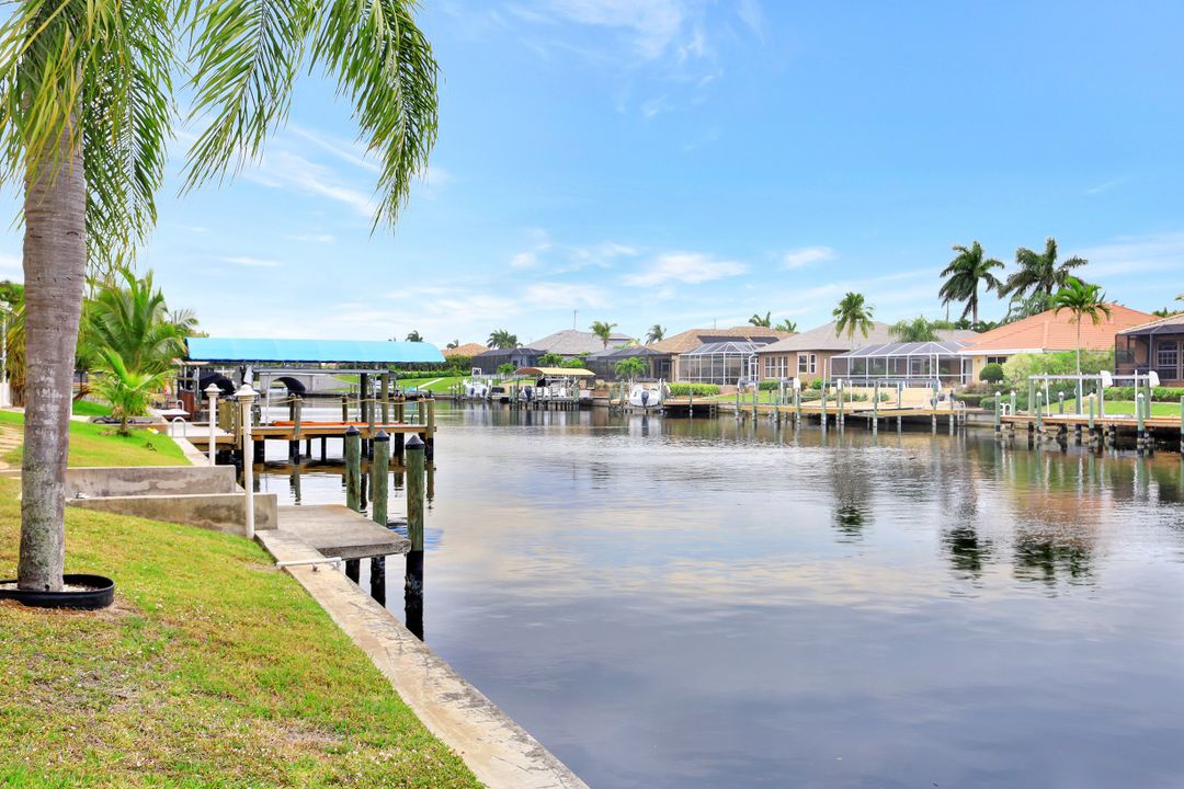 2130 SW 51st St, Cape Coral, FL 33914