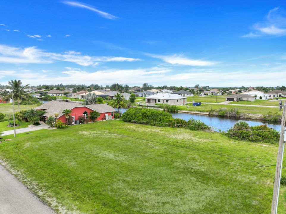 1038 NW 37th Pl, Cape Coral, FL 33993