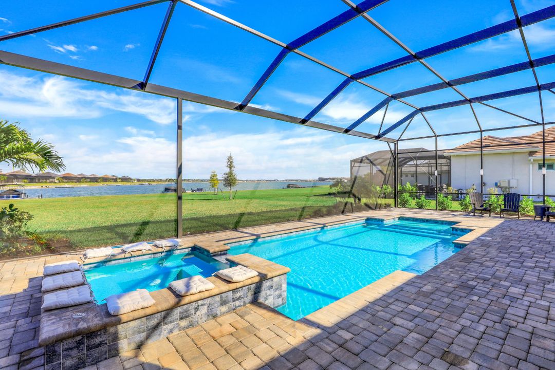 18421 WildBlue Blvd, Fort Myers, FL 33913