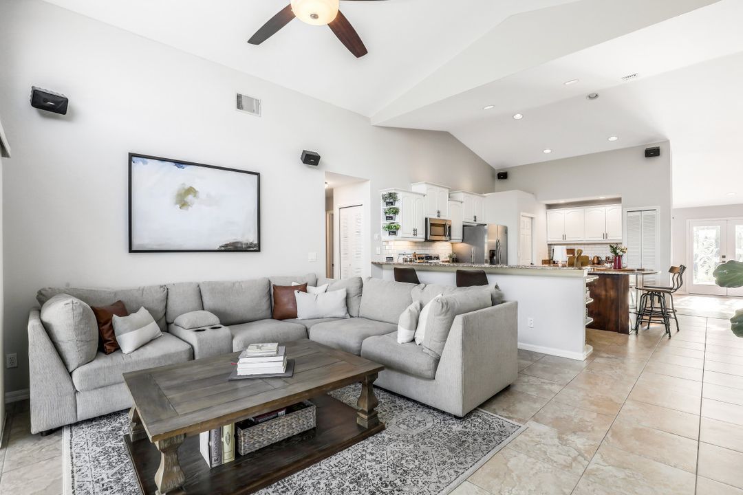 12441 Eagle Pointe Cir, Fort Myers, FL 33913