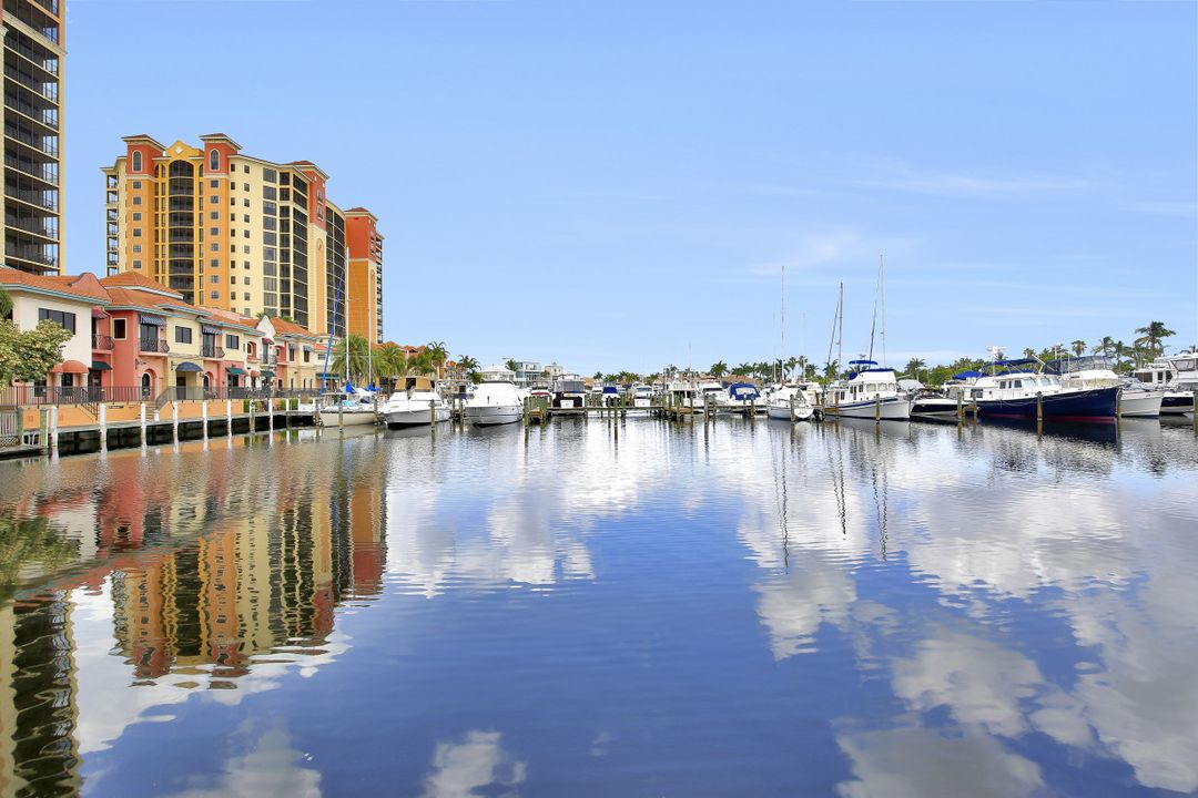 5793 Cape Harbour Dr #916, Cape Coral, FL 33914