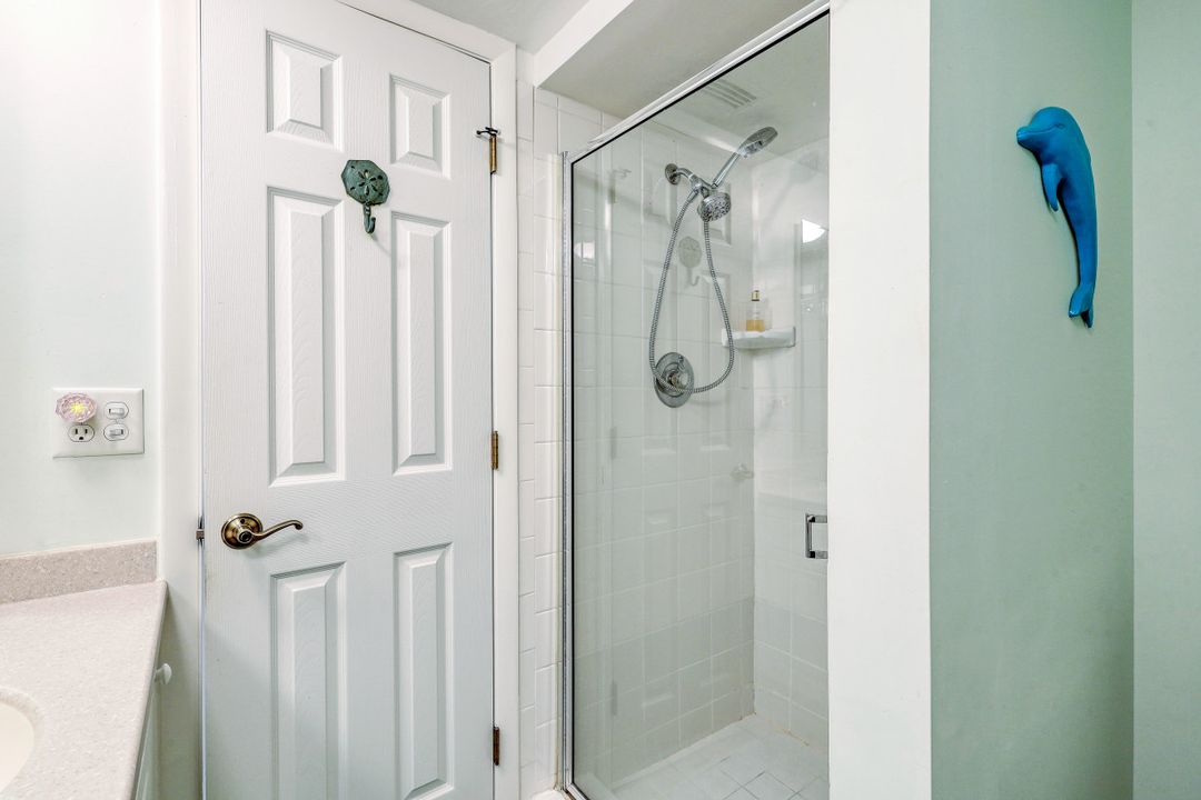 912 SE 46th St #202, Cape Coral, FL 33904