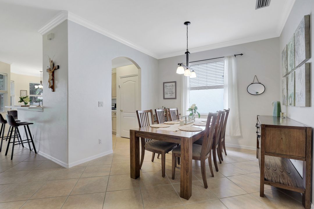 8392 Laurel Lakes Blvd, Naples, FL 34119