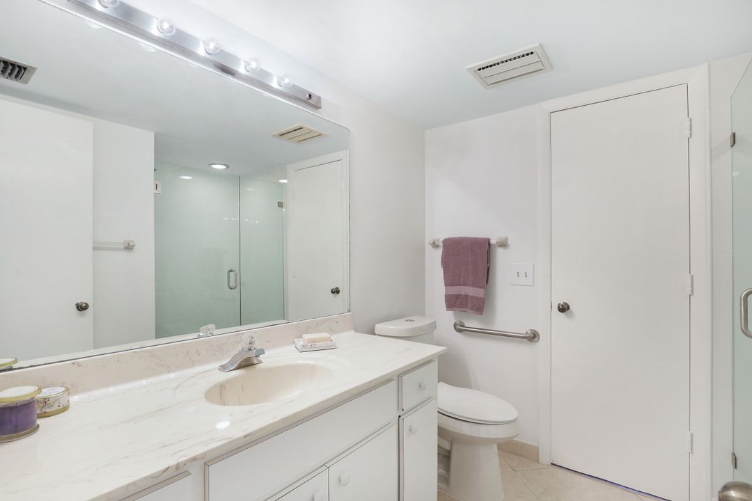 5954 Pelican Bay Blvd #222, Naples, FL 34108