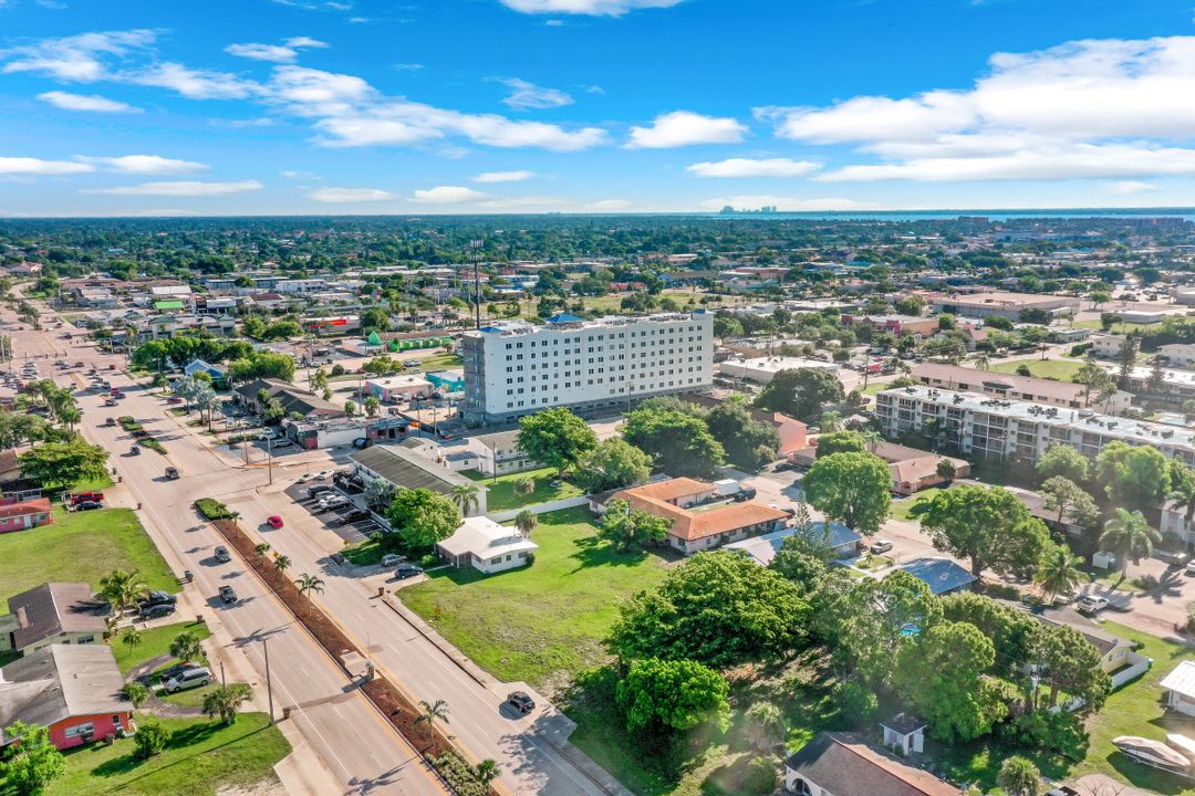 4919 Coronado Pkwy, Cape Coral, FL 33904