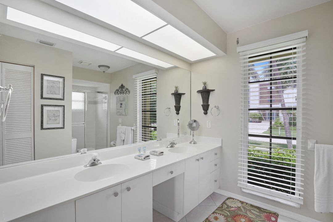 725 Plantation Ct, Marco Island, FL 34145