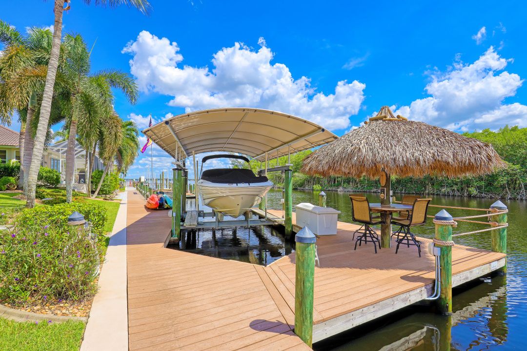 2356 Coral Point Dr, Cape Coral, FL 33990