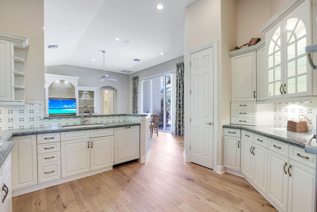 26384 Augusta Creek Ct, Bonita Springs, FL 34134