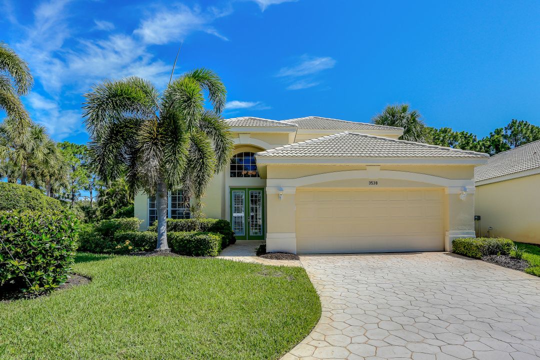 3538 Heron Glen Ct, Bonita Springs, FL 34134