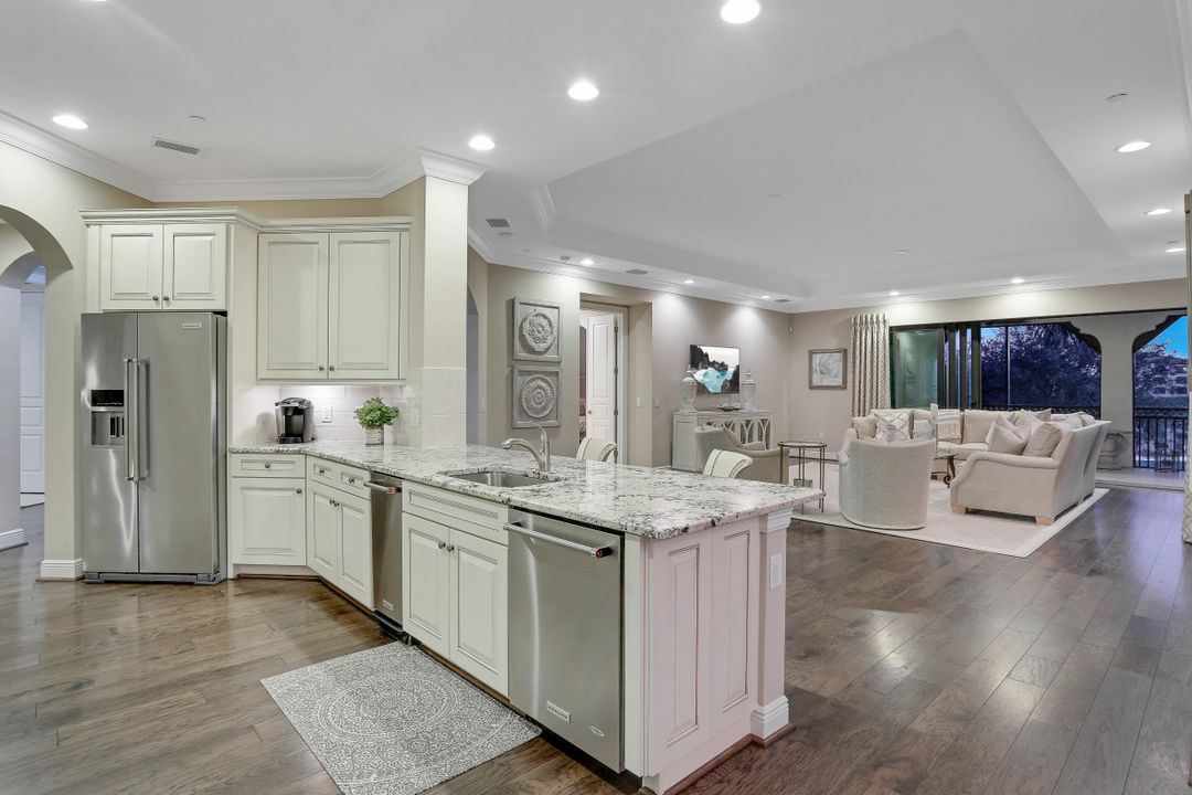 16440 Carrara Way #102, Naples, FL 34110