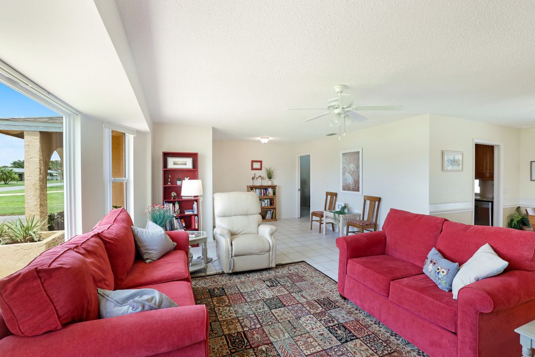 206 SE 45th St, Cape Coral, FL 33904