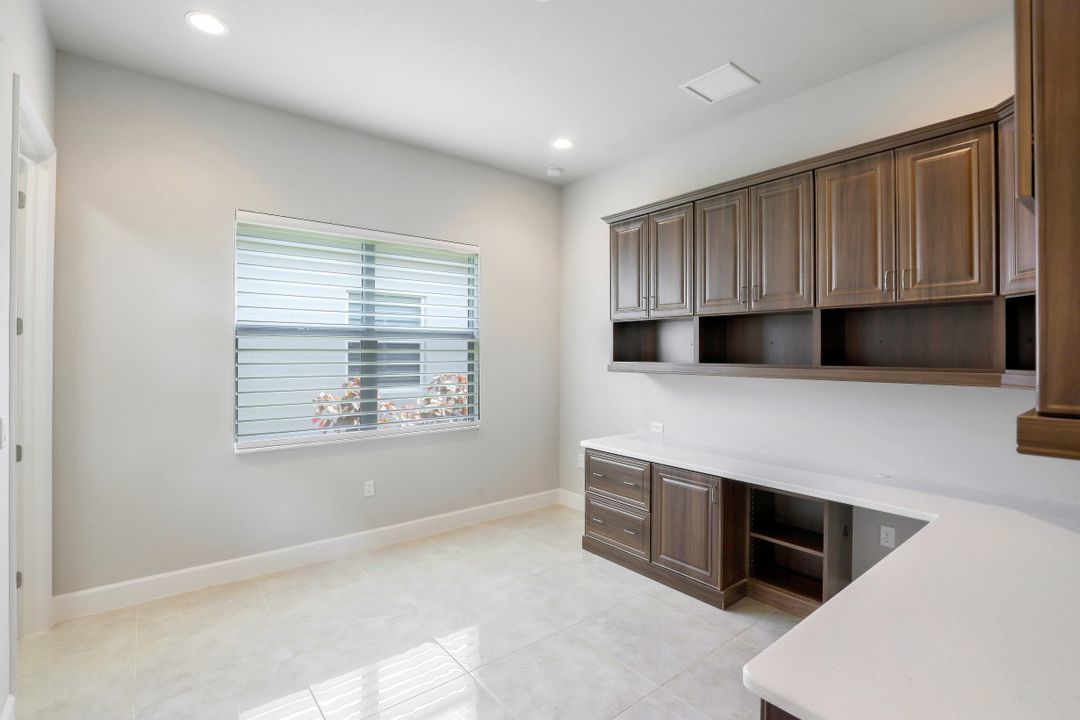 28613 Sicily Loop, Bonita Springs, FL 34135