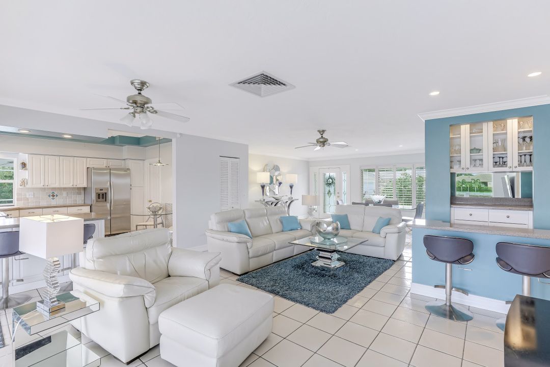 1201 Laurel Ct, Marco Island, FL 34145