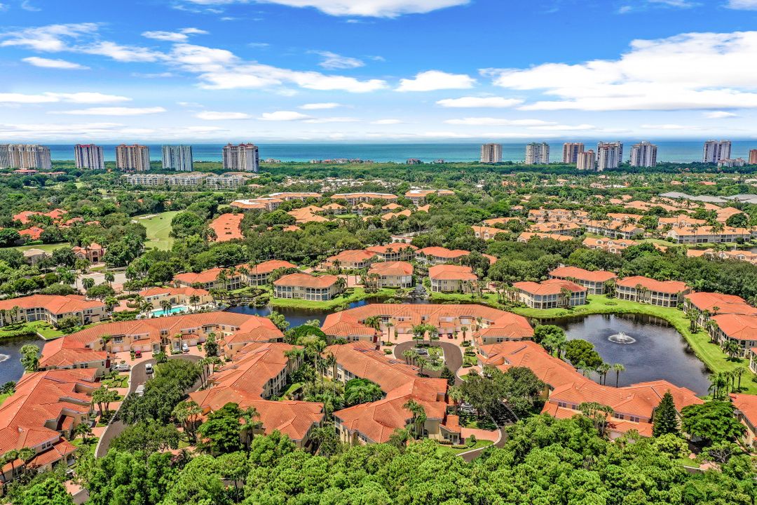 700 Lambiance Cir Apt 101, Naples, FL 34108