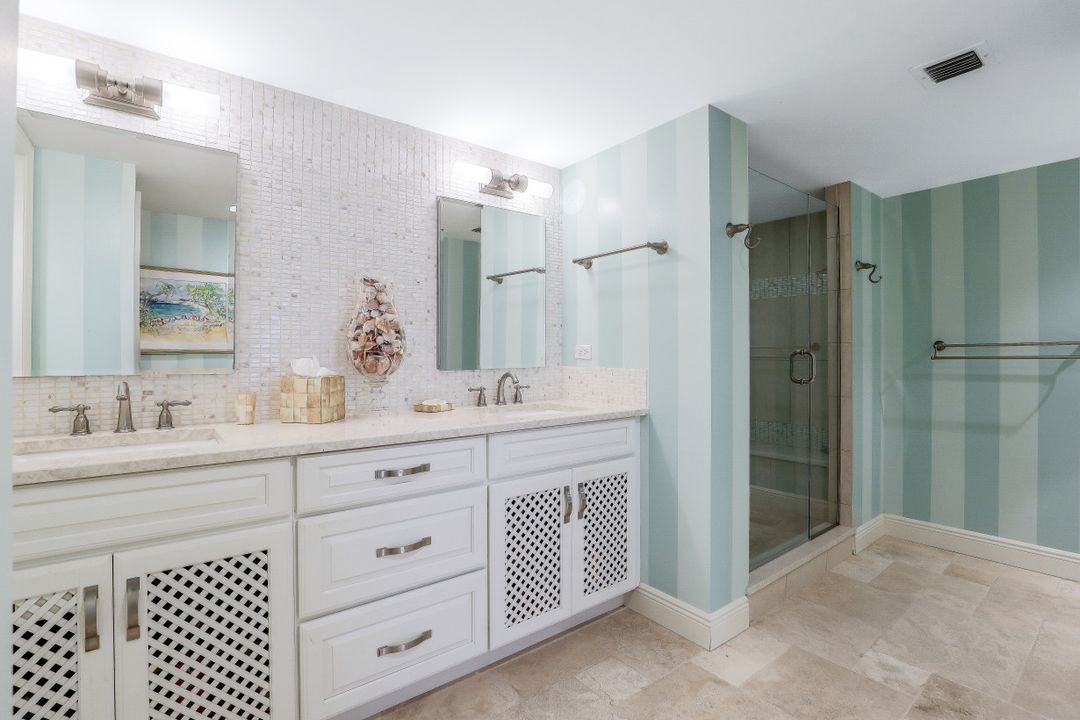 4451 Gulf Shore Blvd N, Naples, FL 34103