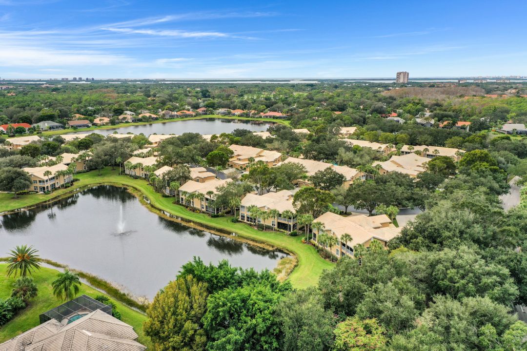 24820 Lakemont Cove Ln #201, Bonita Springs, FL 34134