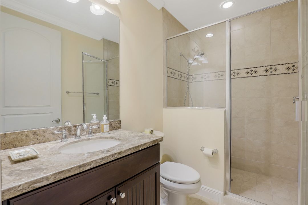 2542 Marquesa Royale Ln #301, Naples, FL 34109