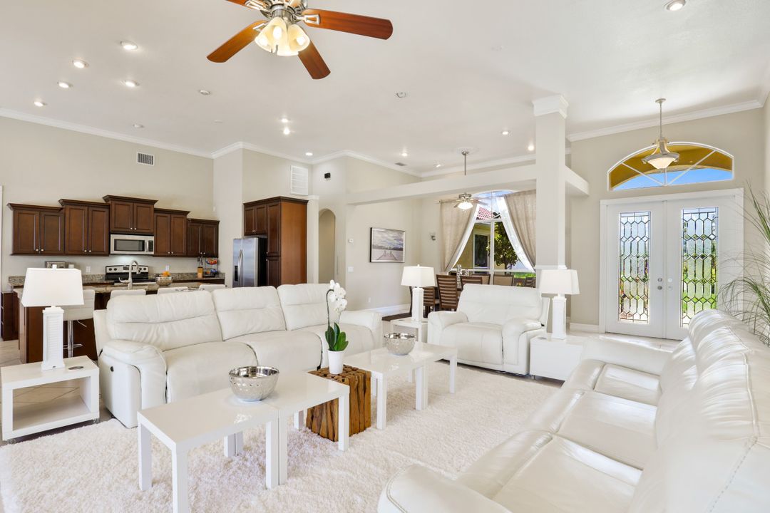 4102 SW 27th Ave, Cape Coral, FL 33914