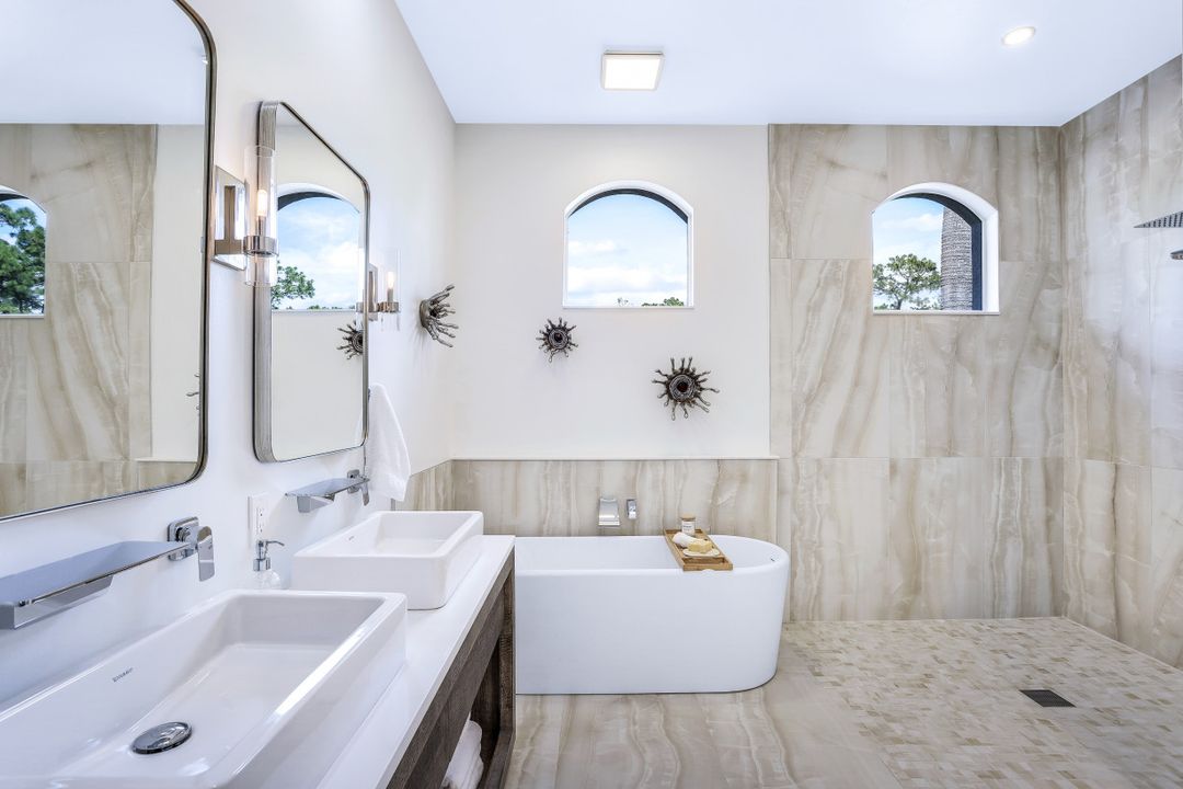 4160 7th Ave SW, Naples, FL 34119