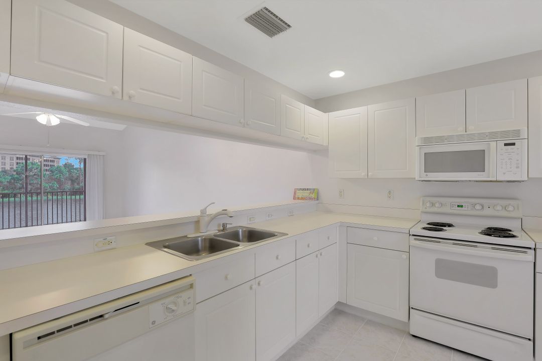 3479 Lake Shore Dr #222, Bonita Springs, FL 34134