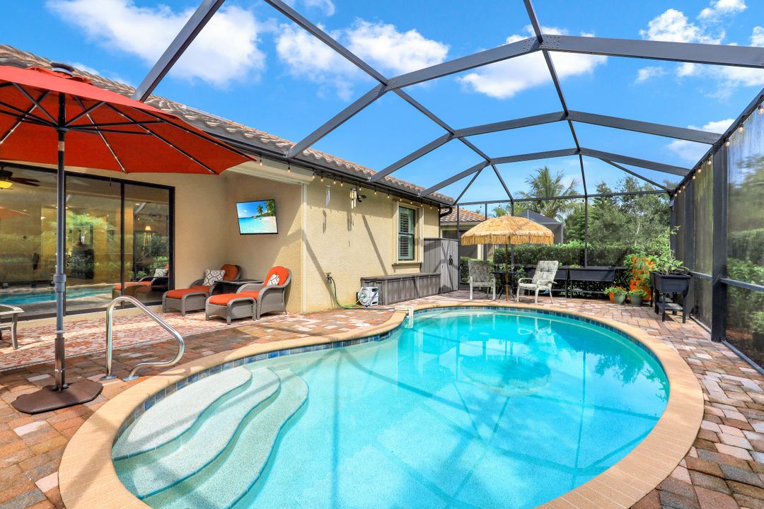 3639 Treasure Cove Cir, Naples, FL 34114