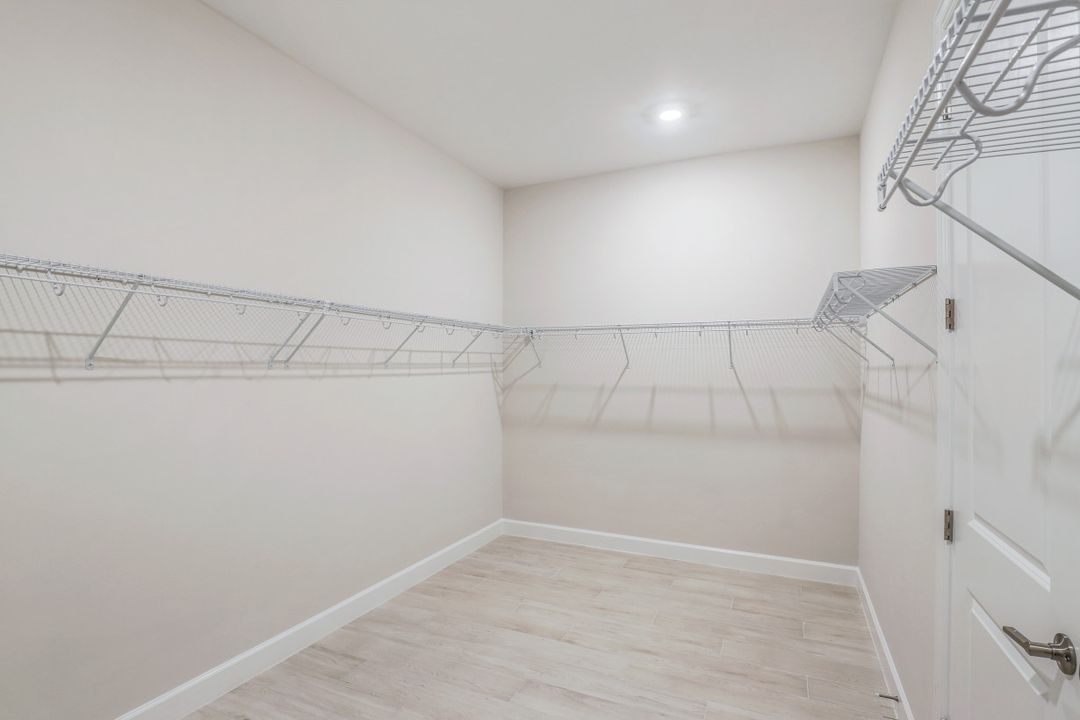 17497 Aquila Ct, Fort Myers, FL 33913