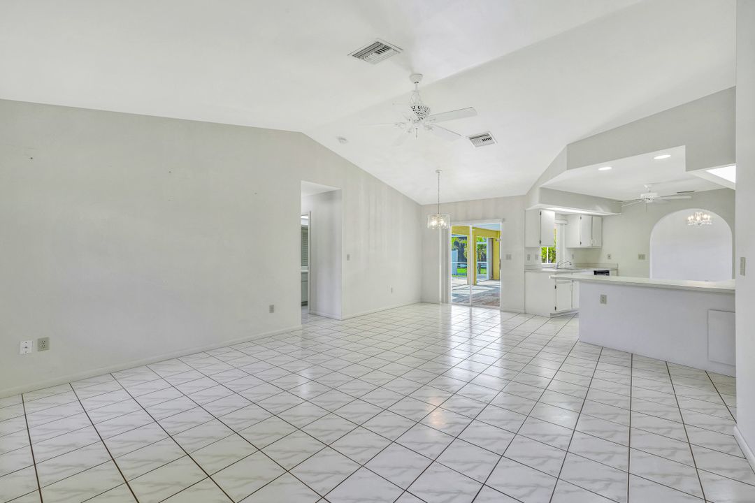 2218 SW 50th St, Cape Coral, FL 33914